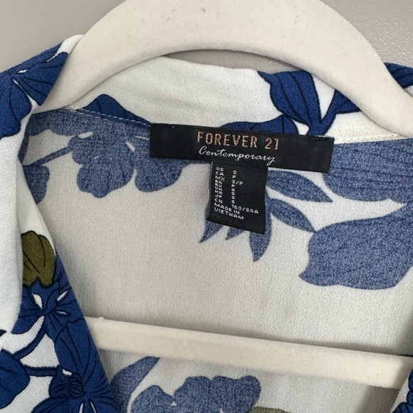 Blue Floral Button-Front Collared Mini Dress 💙 - Picture 2 of 7